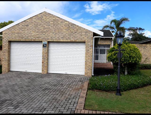 3 BEDROOM TOWNHOUSE RENTED IN MIRAMAR